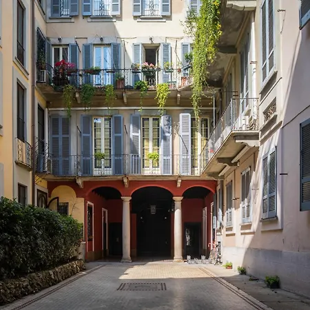 Via Cerva Luxury Apartment Milan Exterior photo