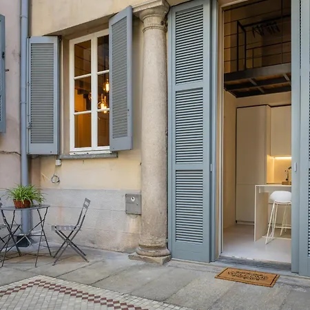 Via Cerva Luxury Apartment Milan Exterior photo